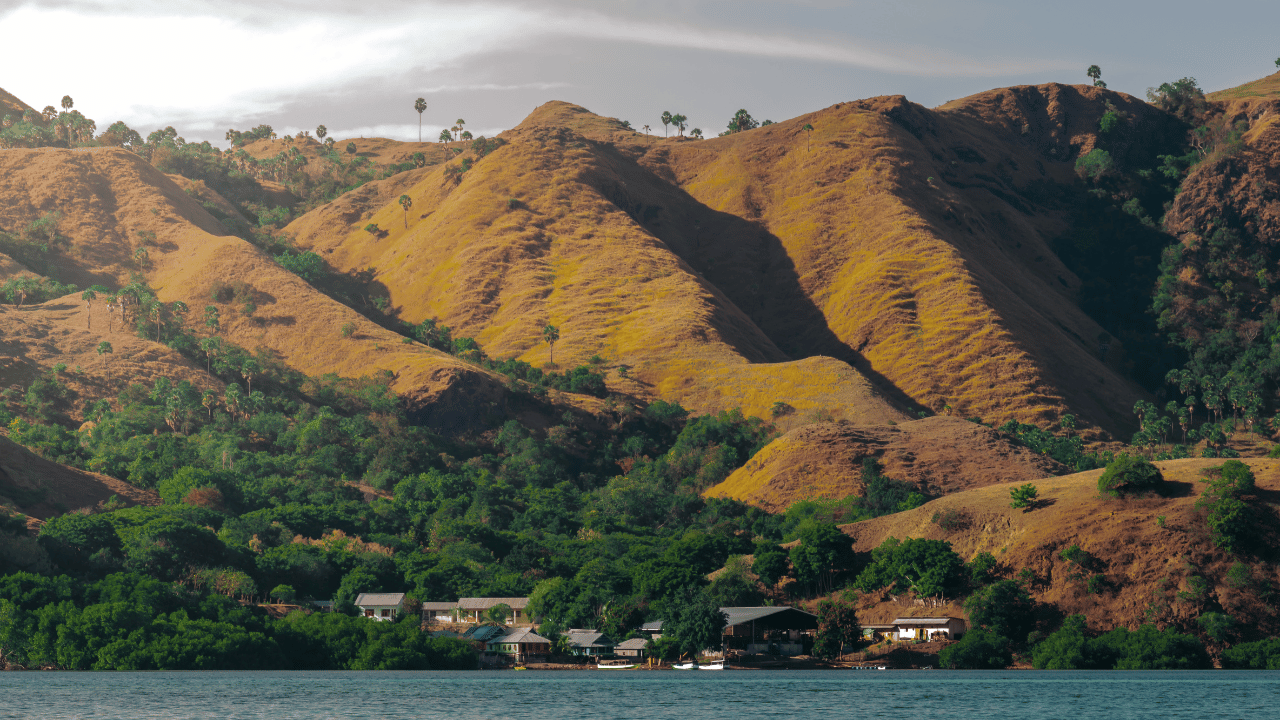 LABUAN BAJO